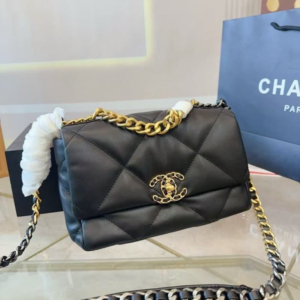 Chanel 19 Small Flap Bag Black 25cm