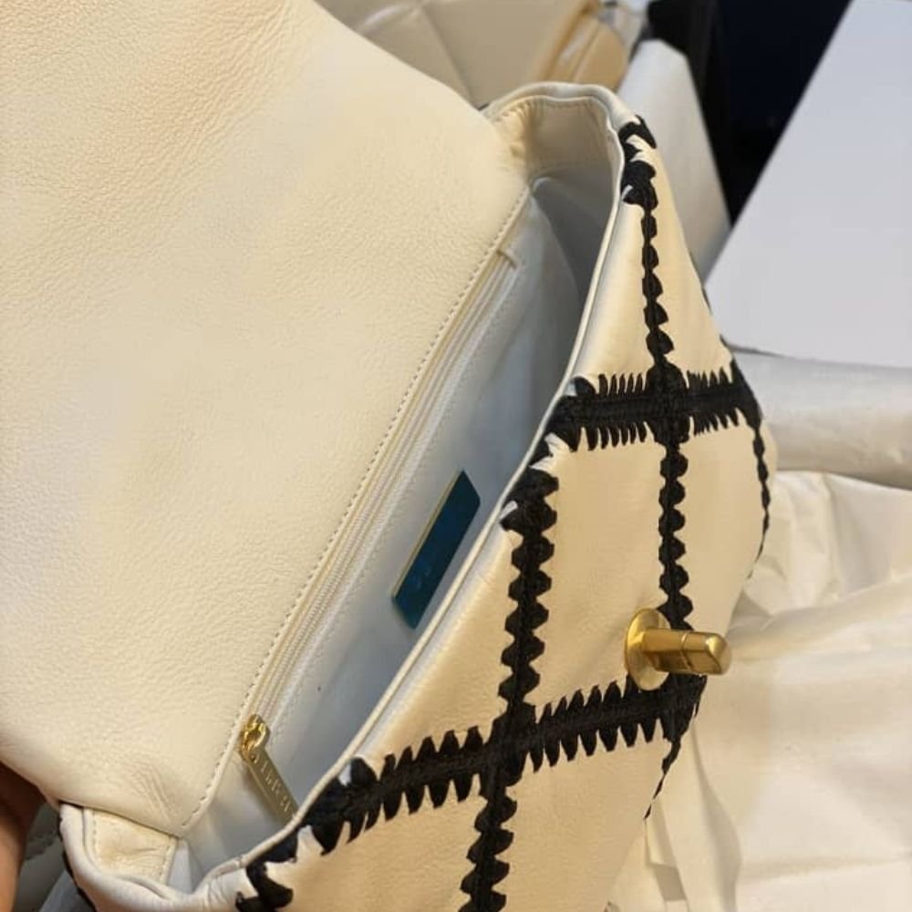 Chanel 19 Small Stitch Crossbody Bag White 25cm