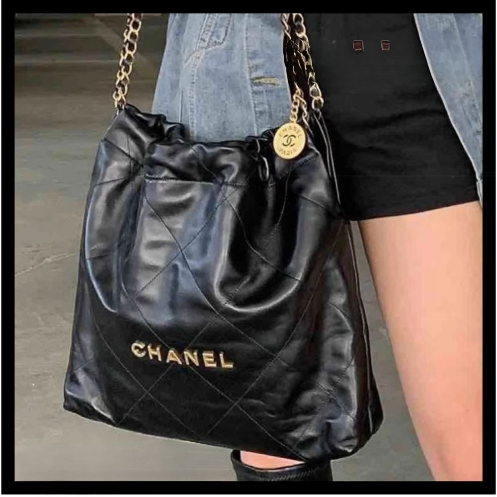Chanel 22 Small Handbag Black 30cm AS3260 B08037 94305