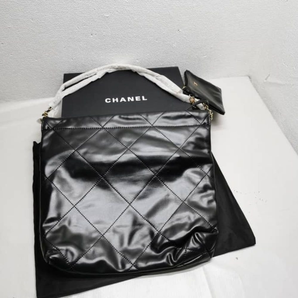 Chanel 22 Small Handbag Black 30cm AS3260 B08037 94305