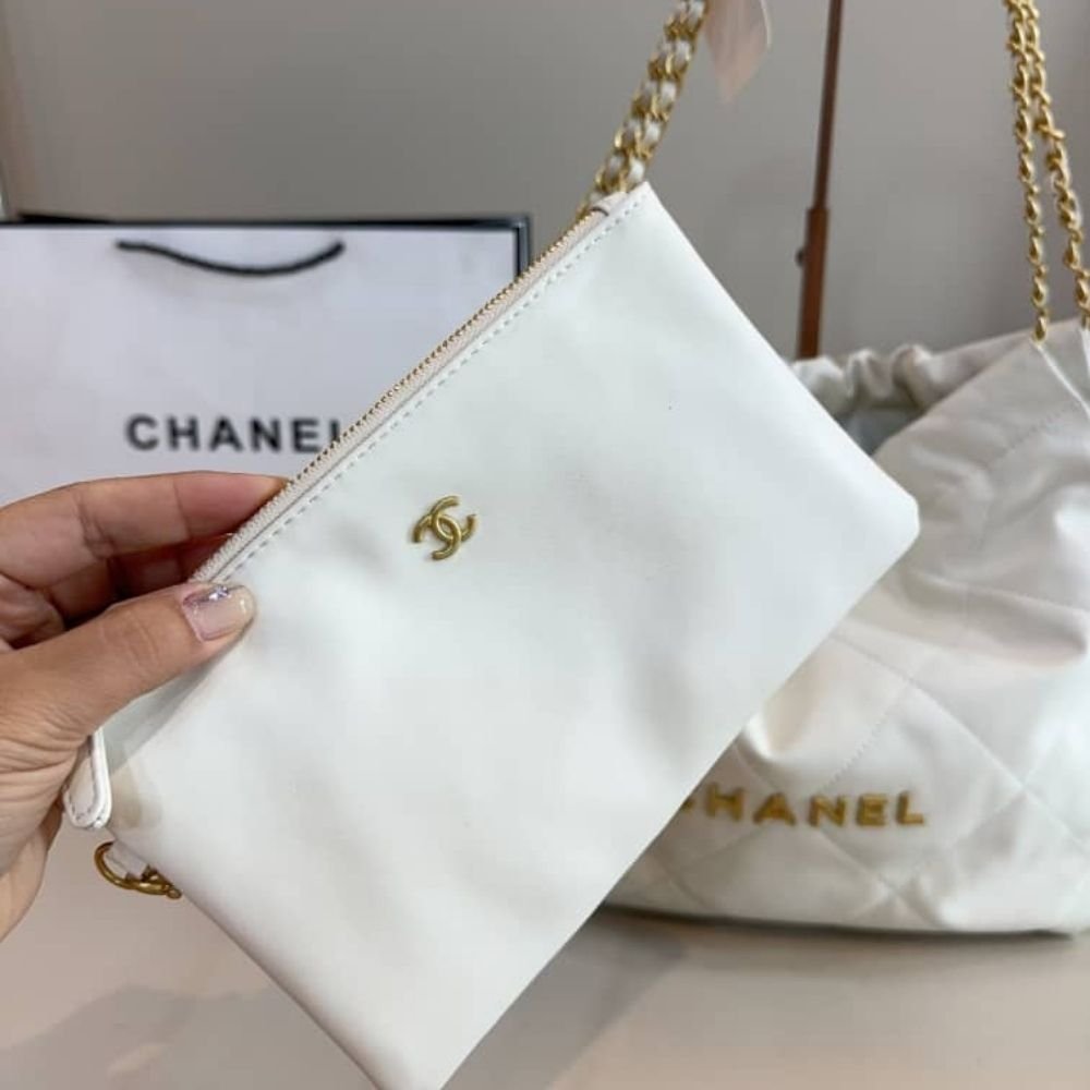 Chanel 22 Small Handbag White 36Cm AS3260 B09859 10601