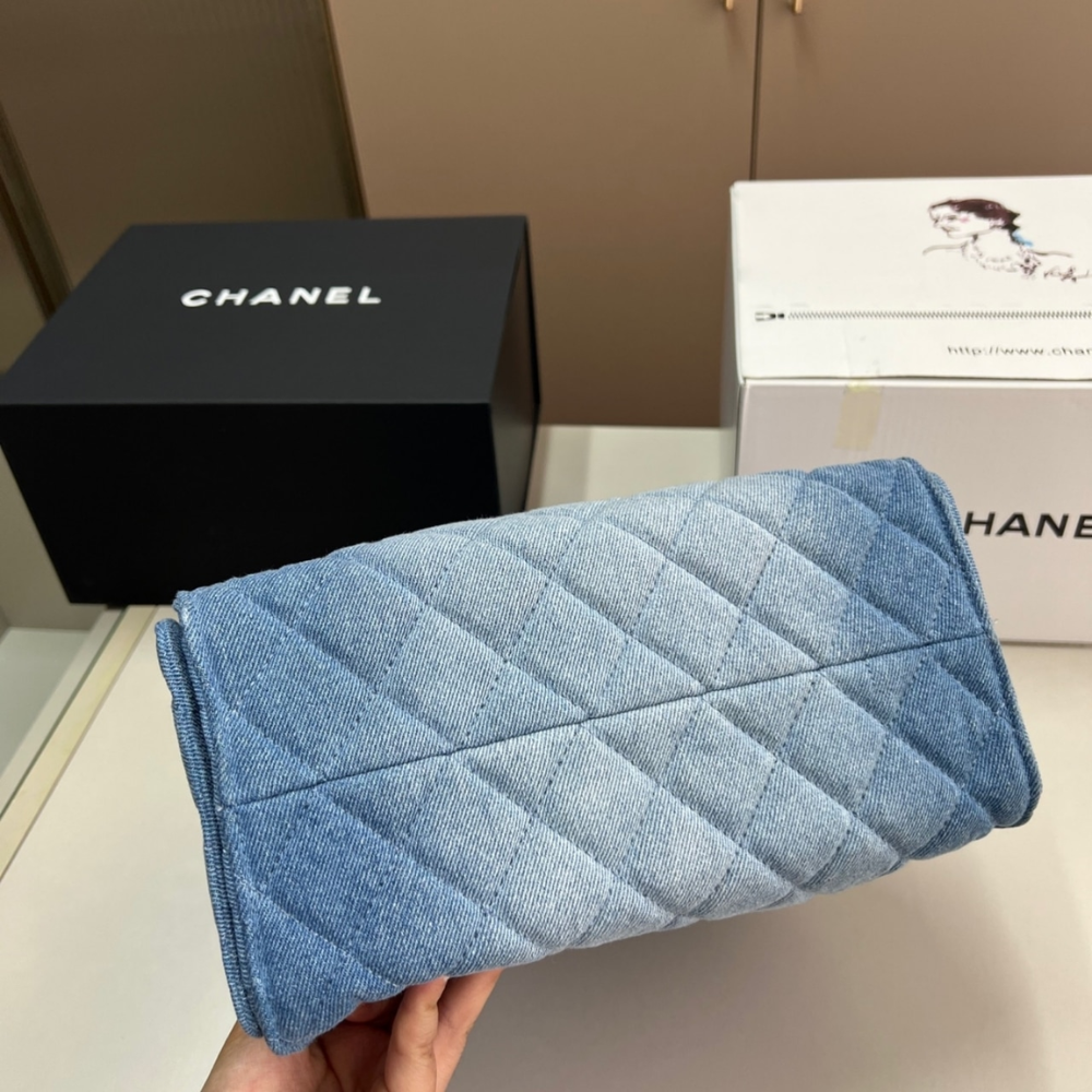 Chanel 25 Small Handbag Denim Blue 26Cm AS5293 B20603 U0475
