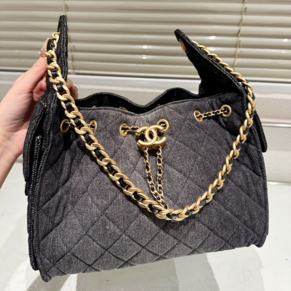 Chanel 25 Small Handbag Grained And Gold Tone Metal Washed Denim Black 26Cm AS5293 B20520 U0725