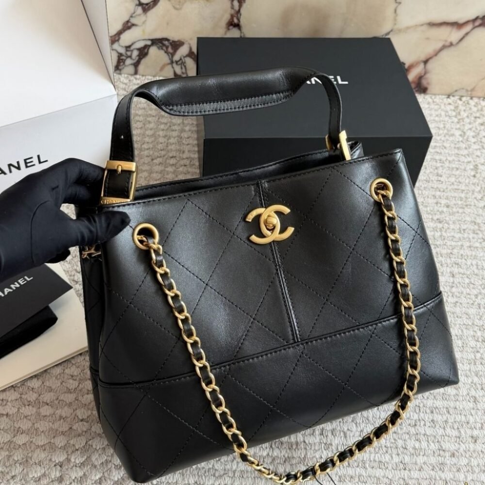 Chanel 25A Hobo Bag Gold Tone Hardware Black 28Cm