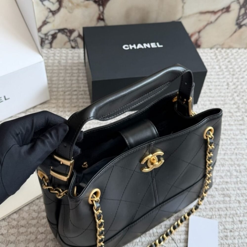 Chanel 25A Hobo Bag Gold Tone Hardware Black 28Cm