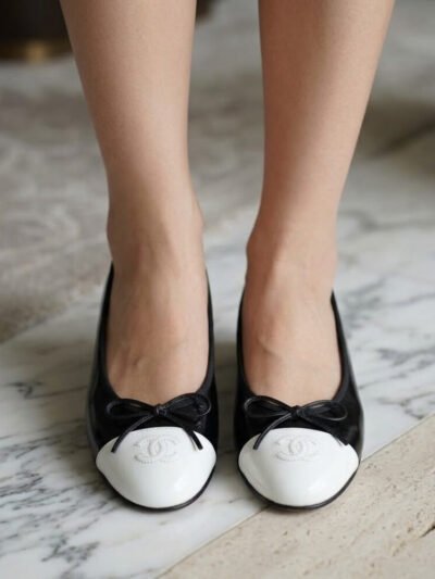 Chanel Ballet Flats Black And White