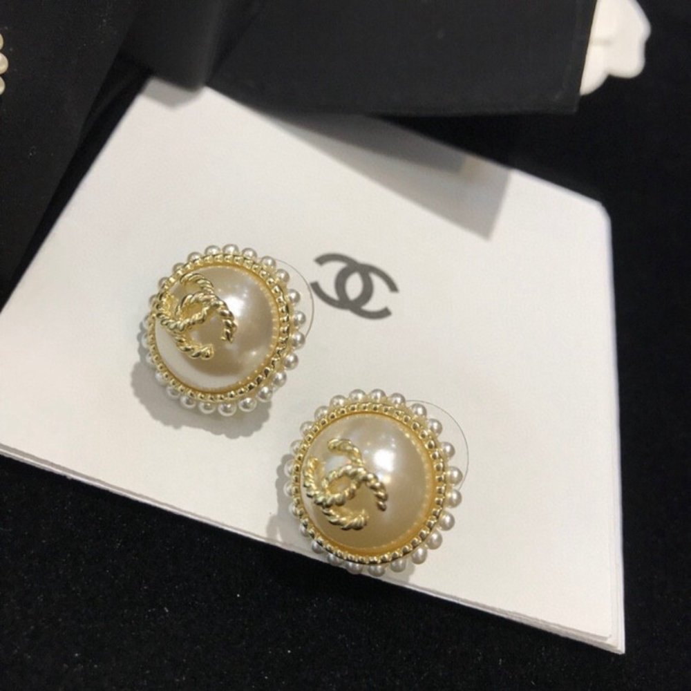 Chanel CC Button Faux Pearl Earrings Gold