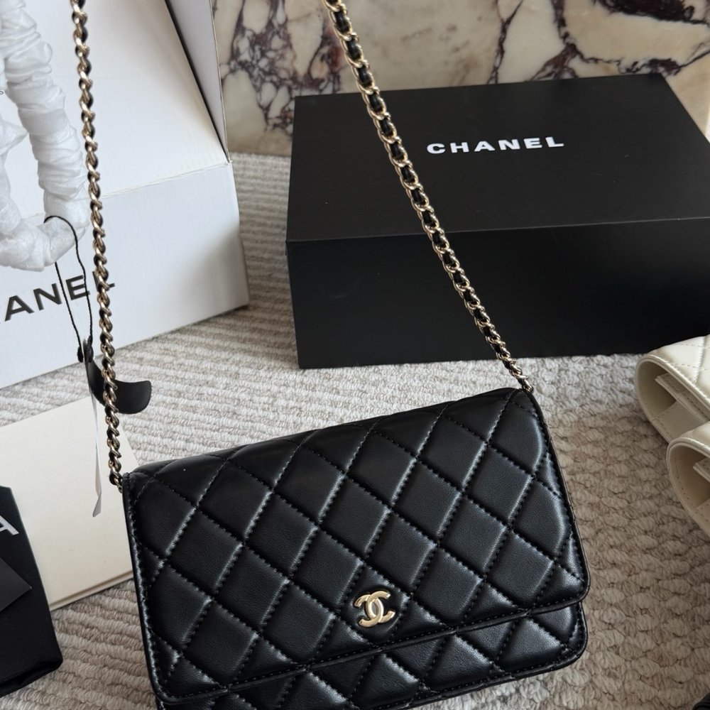 Chanel CC Classic Flap Wallet On Chain Quilted Leather Black 20Cm AP4241 Y01480 C3906
