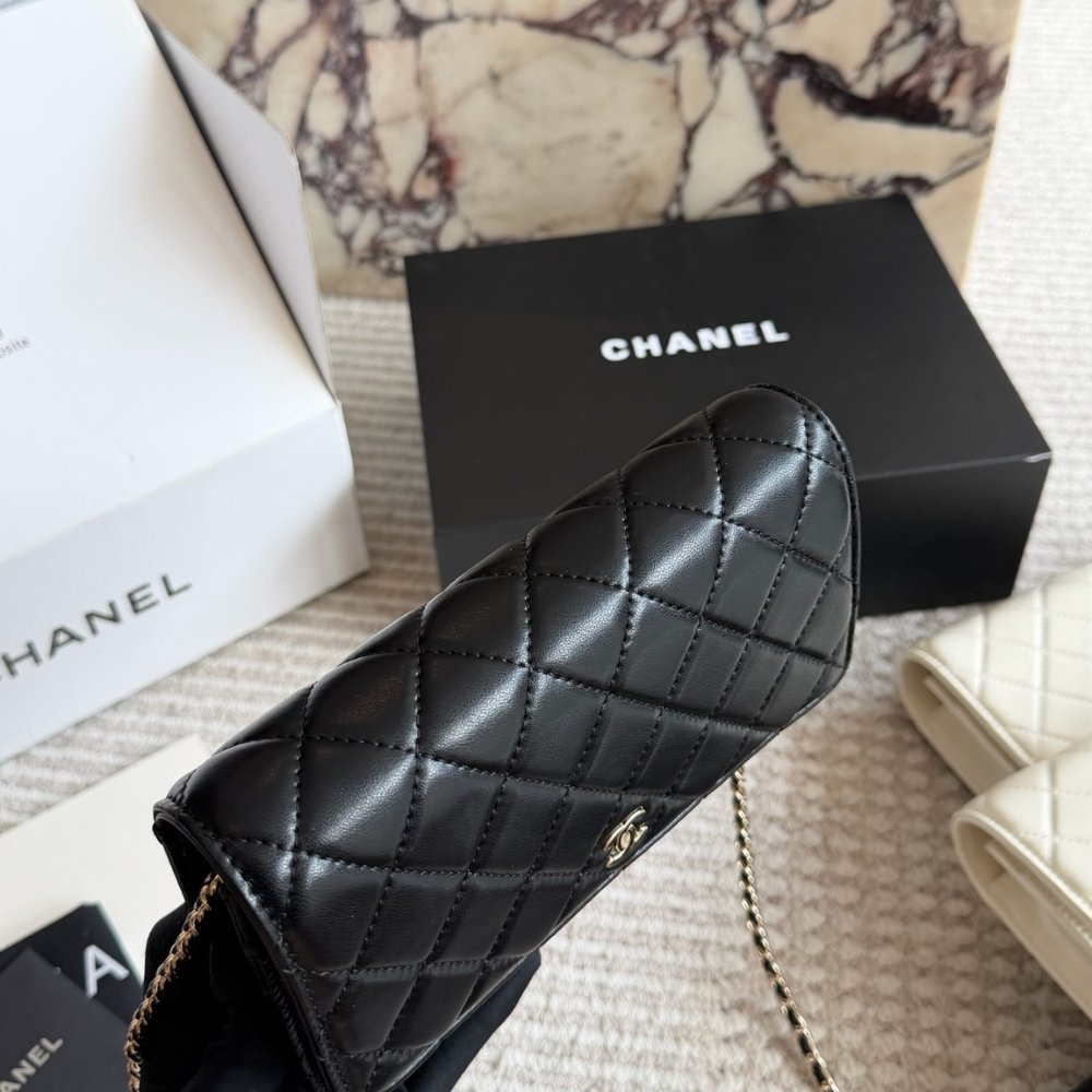 Chanel CC Classic Flap Wallet On Chain Quilted Leather Black 20Cm AP4241 Y01480 C3906