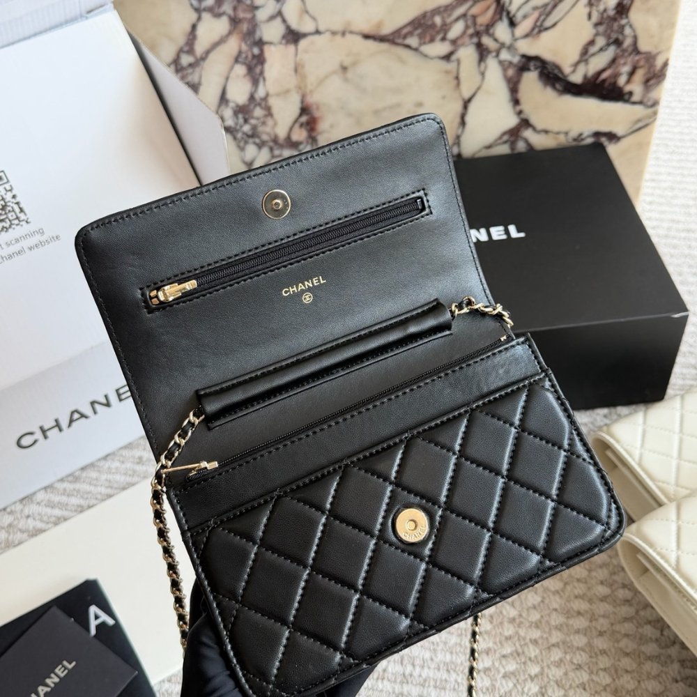 Chanel CC Classic Flap Wallet On Chain Quilted Leather Black 20Cm AP4241 Y01480 C3906