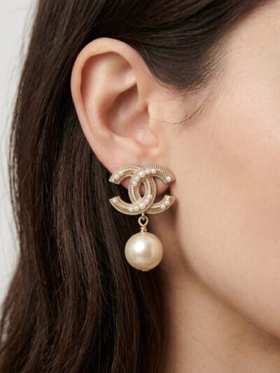 Chanel CC Logo Pearl Earrings Gold