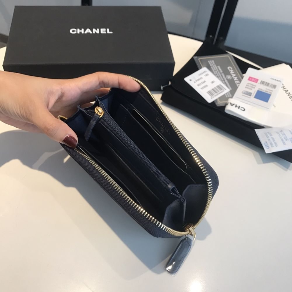 Chanel CC Red Black Wallet 16Cm