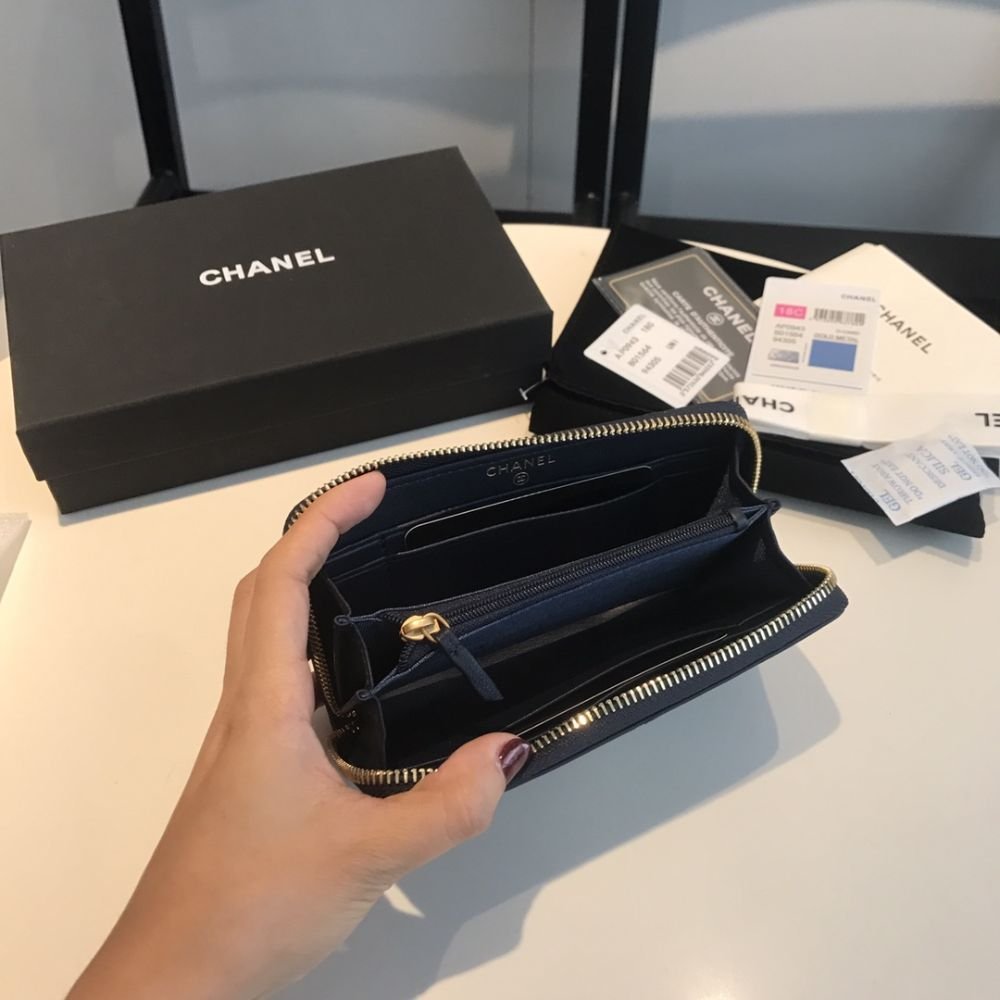 Chanel CC Red Black Wallet 16Cm