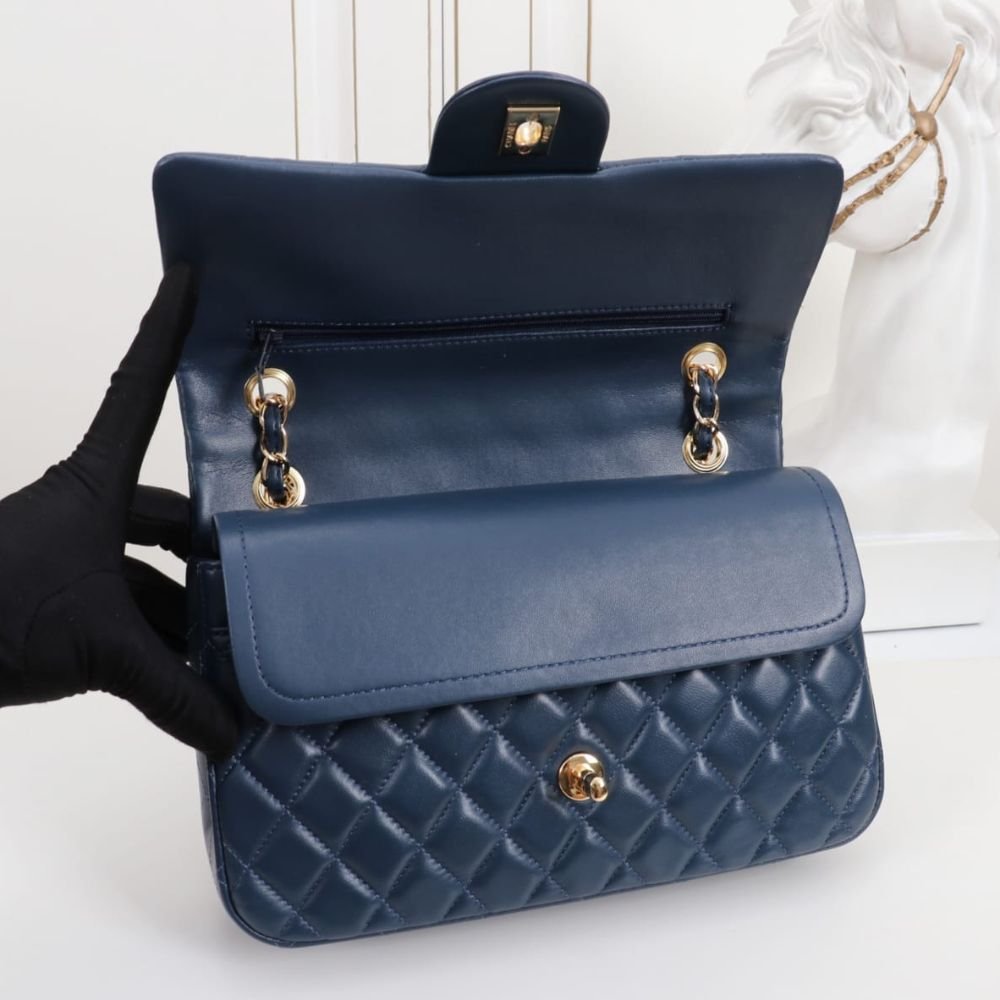 Chanel Classic Medium Double Flap Navy And Gold 25Cm