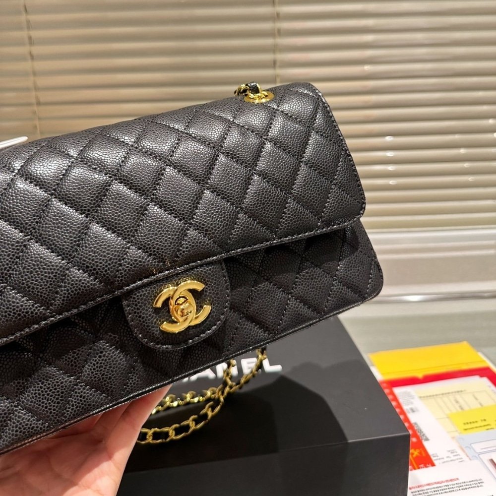 Chanel Classic Medium Handbag Grained And Gold Tone Metal Black 25Cm A01113 Y01864 C3906