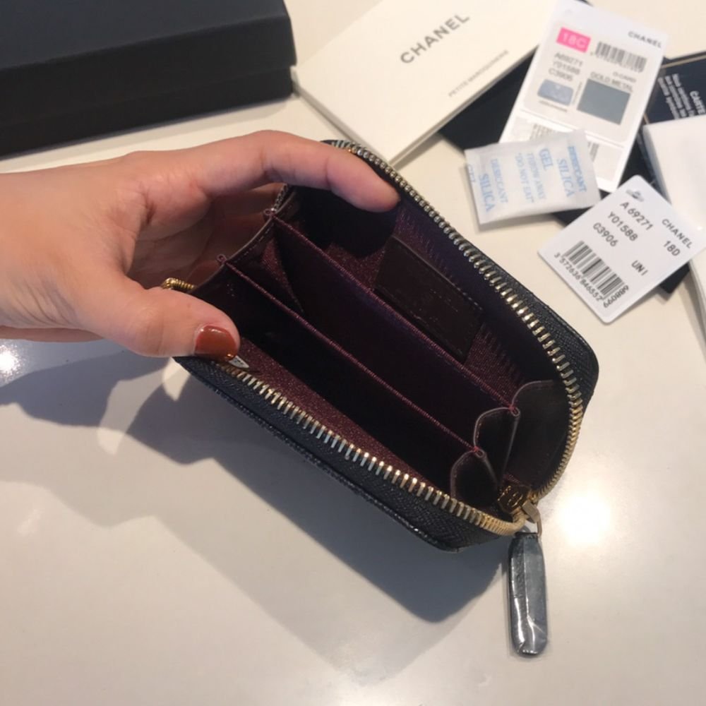 Chanel Classic Zipped Coin Purse Wallet Gold Tone Metal Black 11Cm AP0216 Y01588 C3906