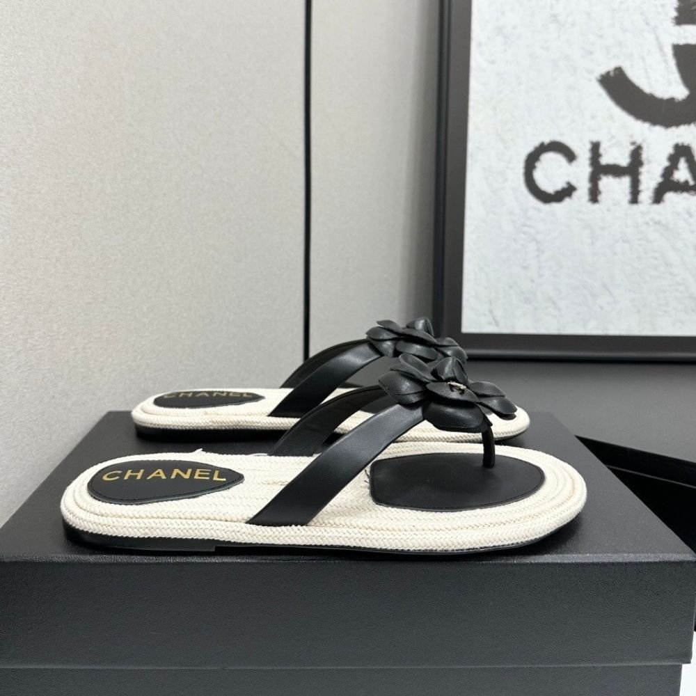 Chanel Flip Flops With Camellia Black