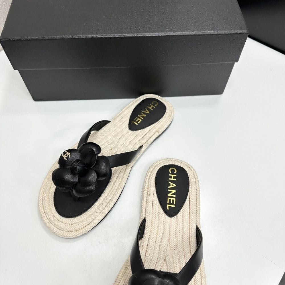 Chanel Flip Flops With Camellia Black
