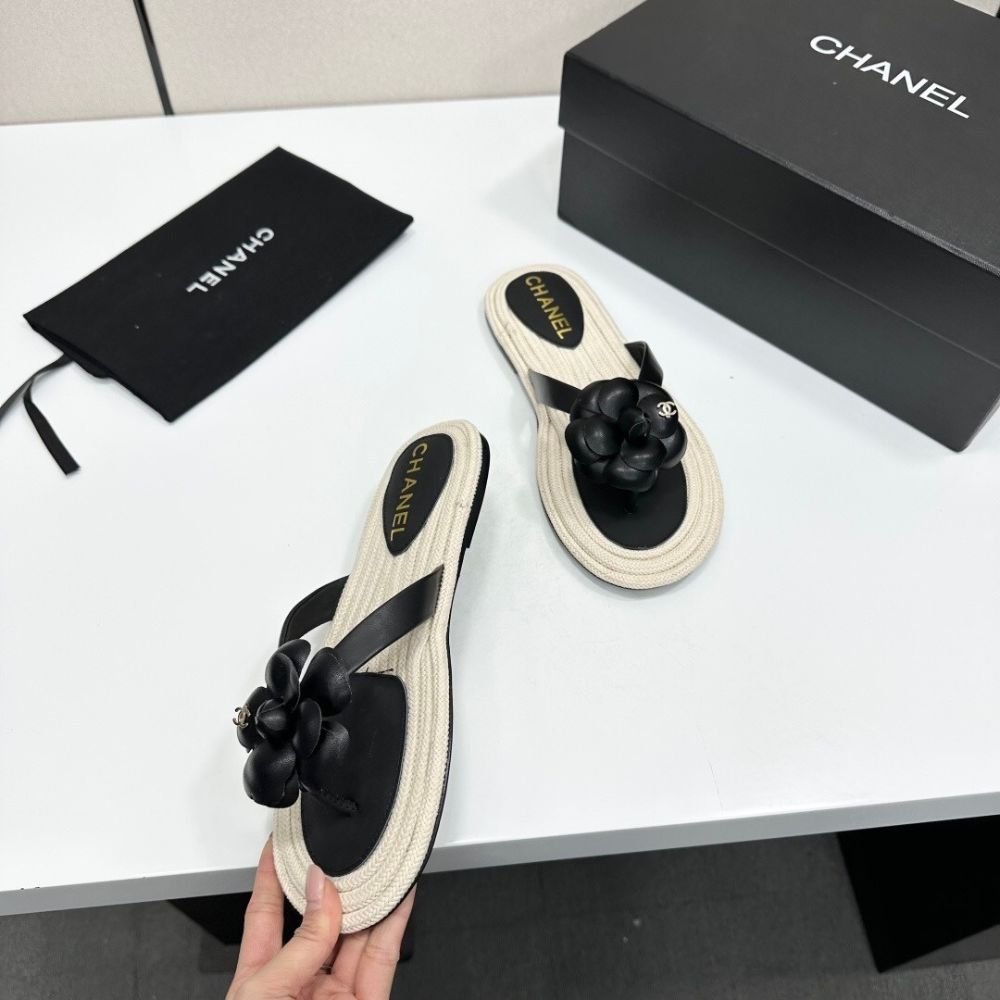 Chanel Flip Flops With Camellia Black