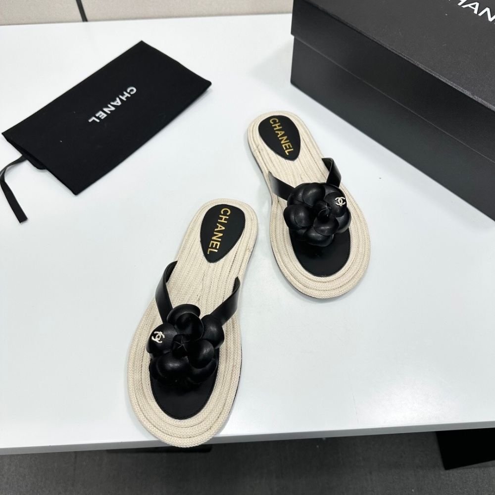 Chanel Flip Flops With Camellia Black