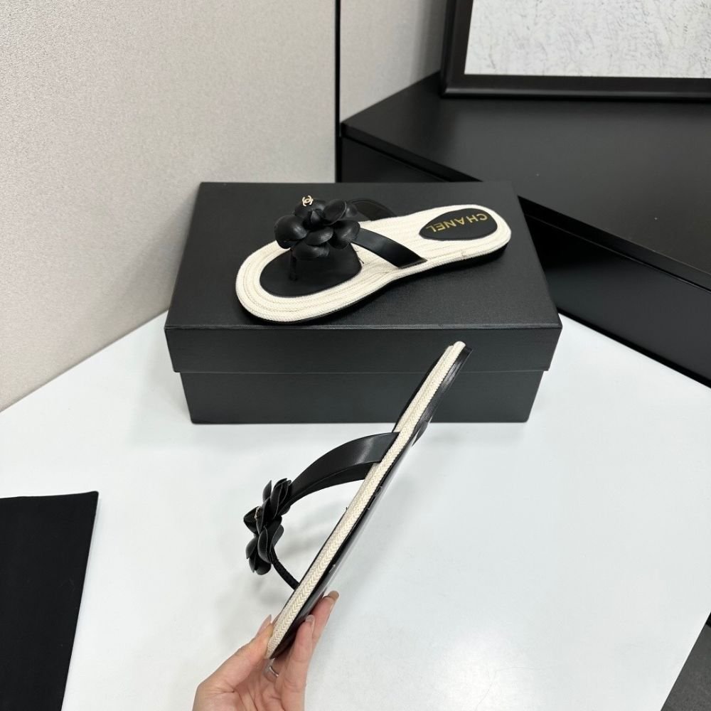 Chanel Flip Flops With Camellia Black