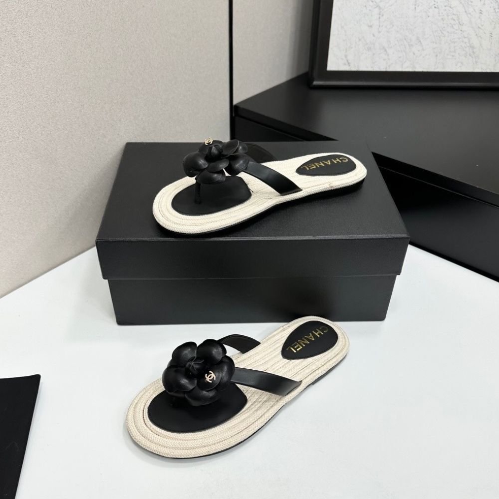 Chanel Flip Flops With Camellia Black