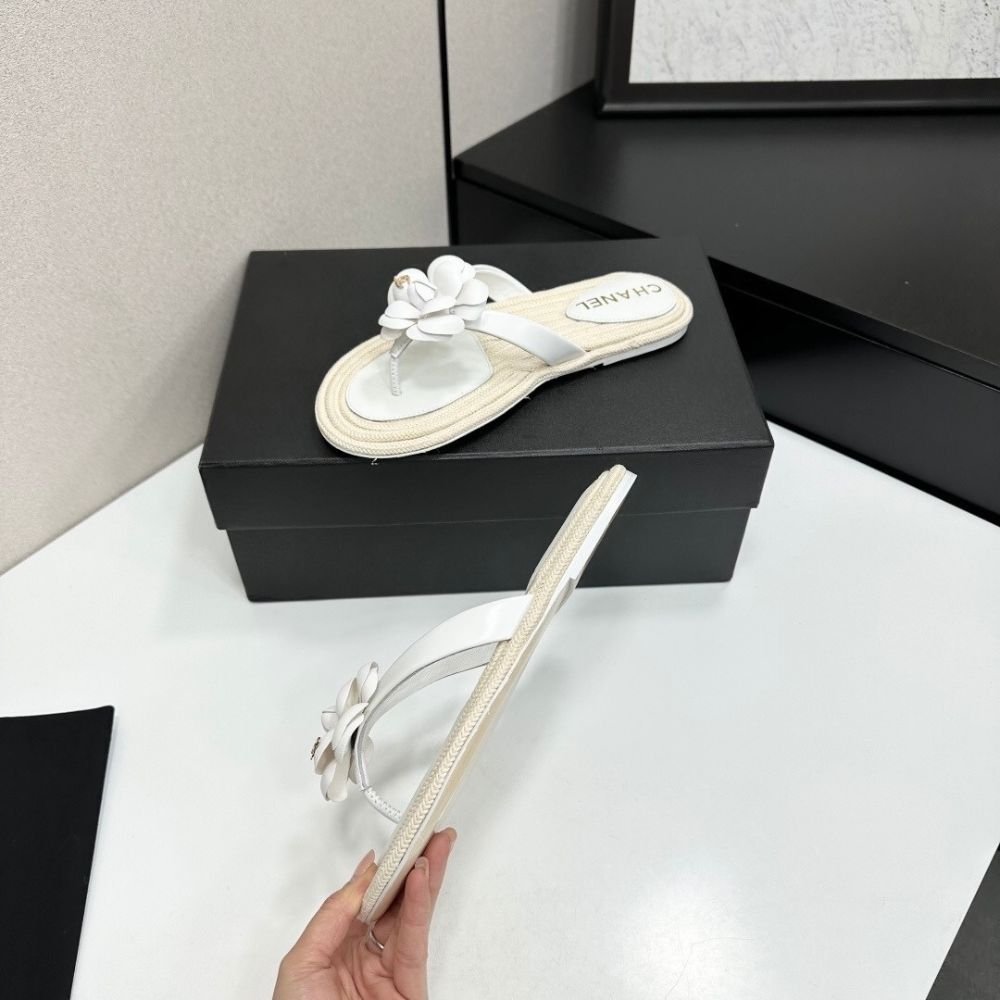 Chanel Flip Flops With Camellia White