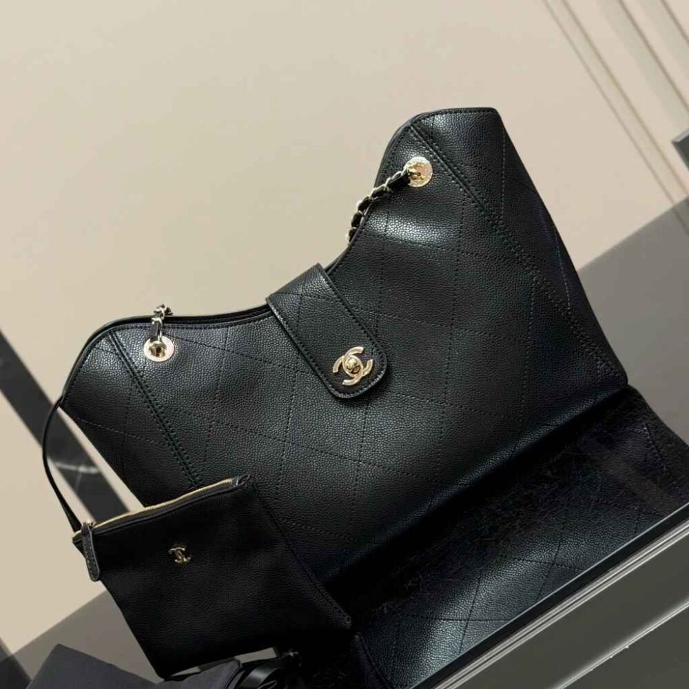 Chanel Large Shopping Bag Grained Leather Black 32Cm