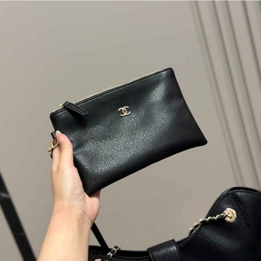 Chanel Large Shopping Bag Grained Leather Black 32Cm