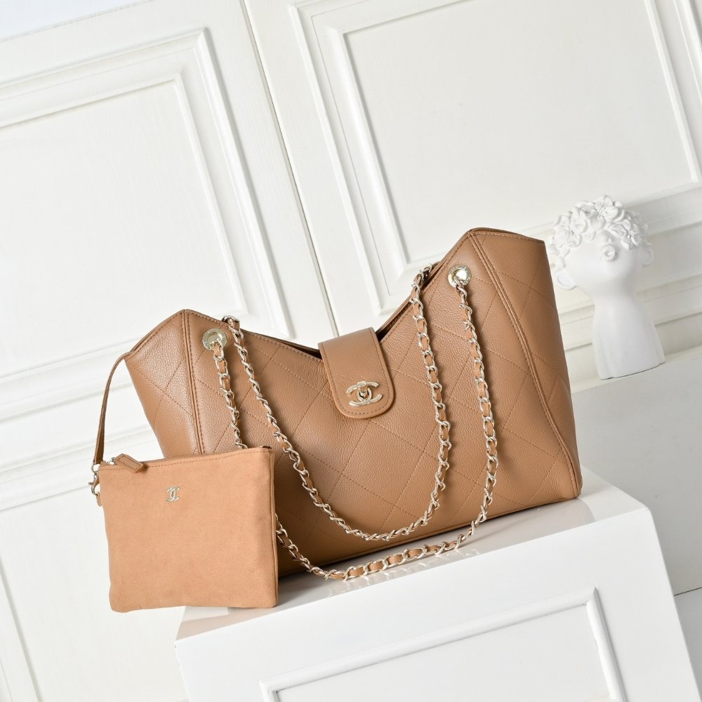 Chanel Large Shopping Bag Light Brown 32Cm AS6095 B23333 U6547