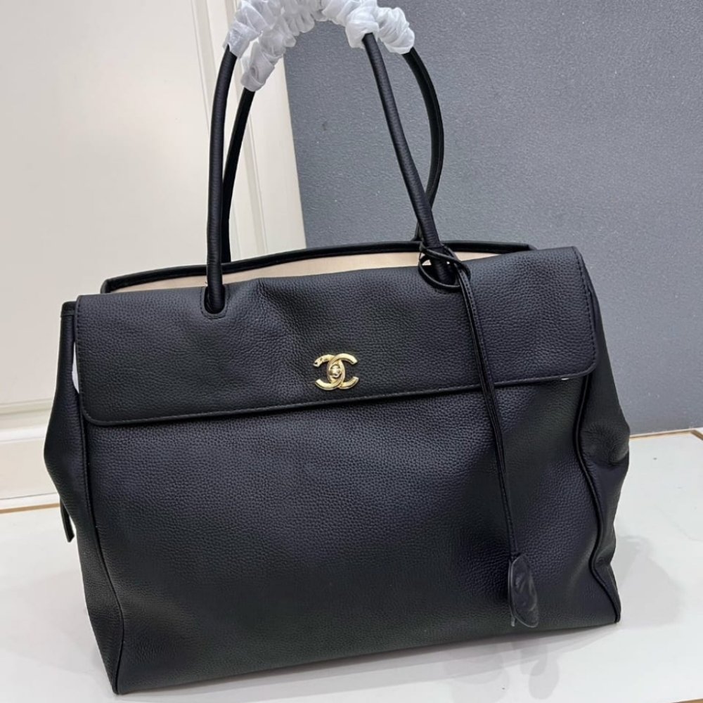Chanel Large Tote Bag Grained And Gold Tone Metal Black 43cm AS6289 B24248 94305