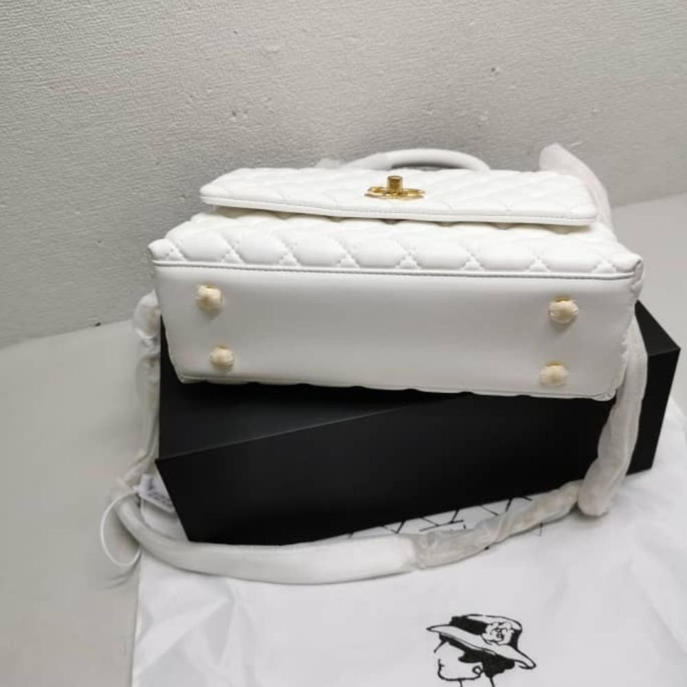 Chanel Medium Coco Handle Bag White 29cm