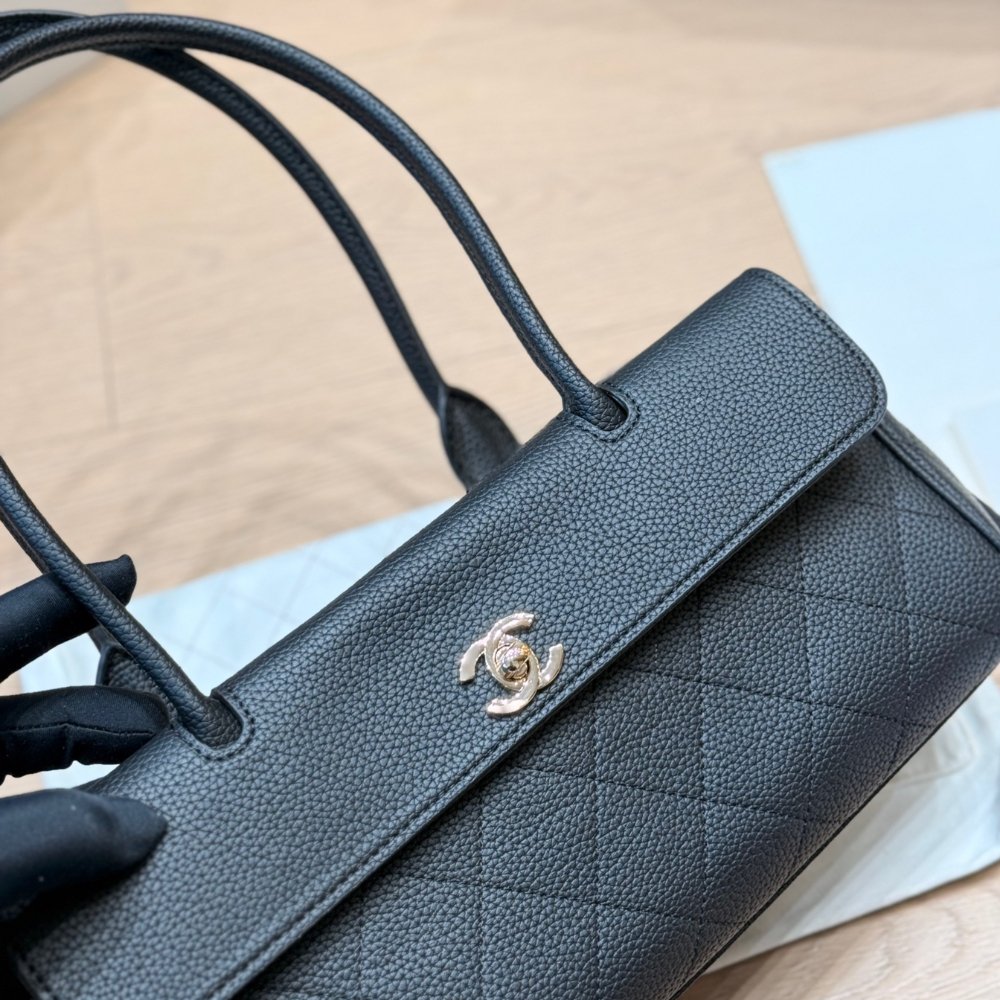Chanel Medium Handle Bag Black Pebbled Leather 30Cm
