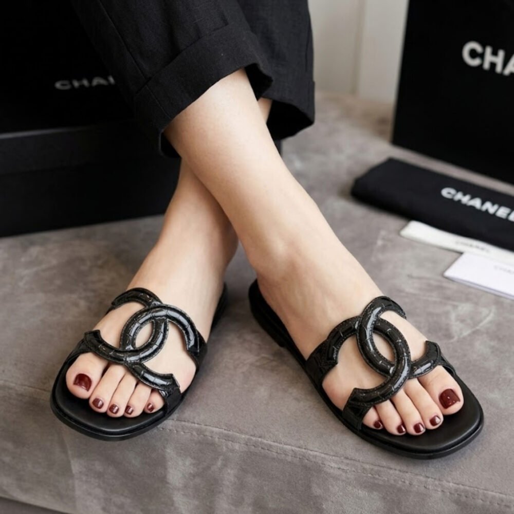 Chanel Mules Leather Black G47250 X01000 94305