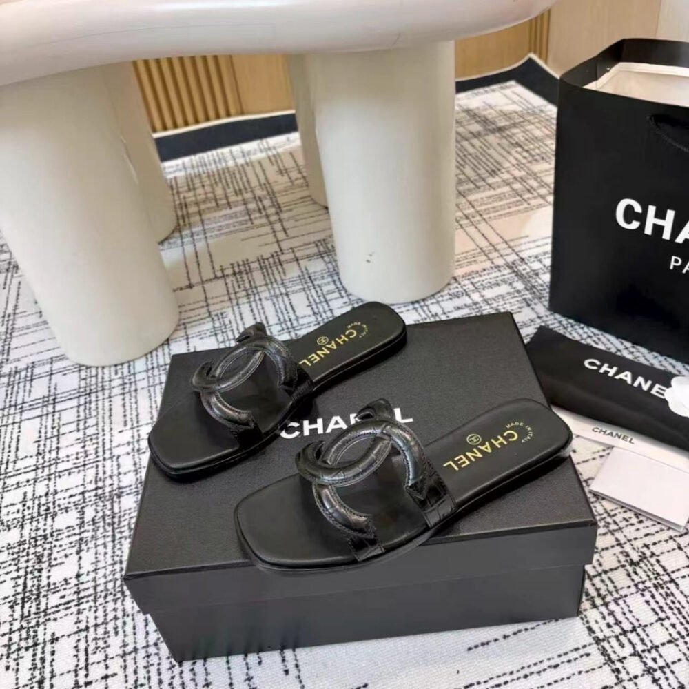 Chanel Mules Leather Black G47250 X01000 94305