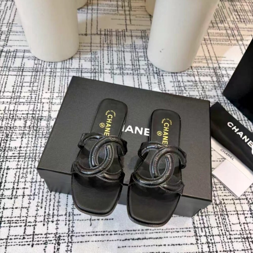 Chanel Mules Leather Black G47250 X01000 94305