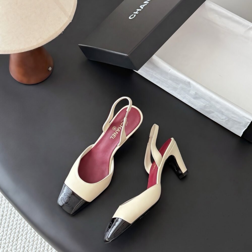 Chanel Slingbacks Smooth And Shiny Leather Ivory Black G47515 B25781 UD079