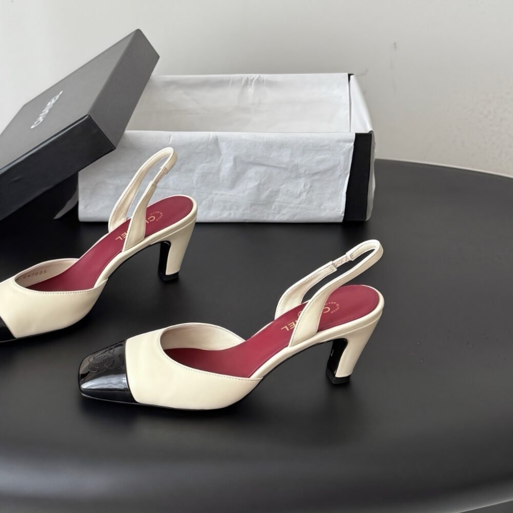 Chanel Slingbacks Smooth And Shiny Leather Ivory Black G47515 B25781 UD079
