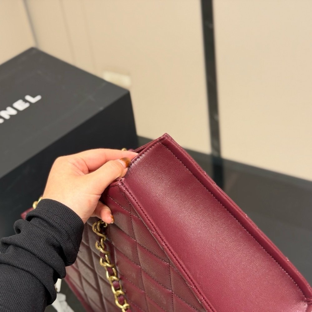 Chanel Small Shopping Bag Gold Tone Burgundy 31Cm AS4940 B17067 NY570