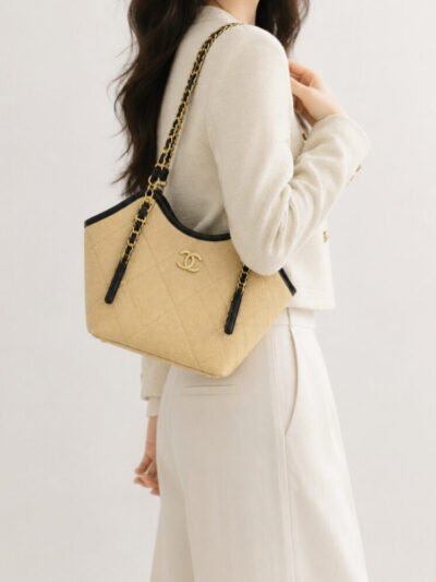 Chanel Small Tote Bag Braided Straw And Gold Tone Metal Beige 20Cm