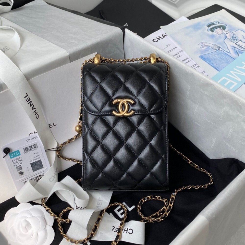 Chanel Trendy CC Phone Holder Crossbody Bags Black 17Cm
