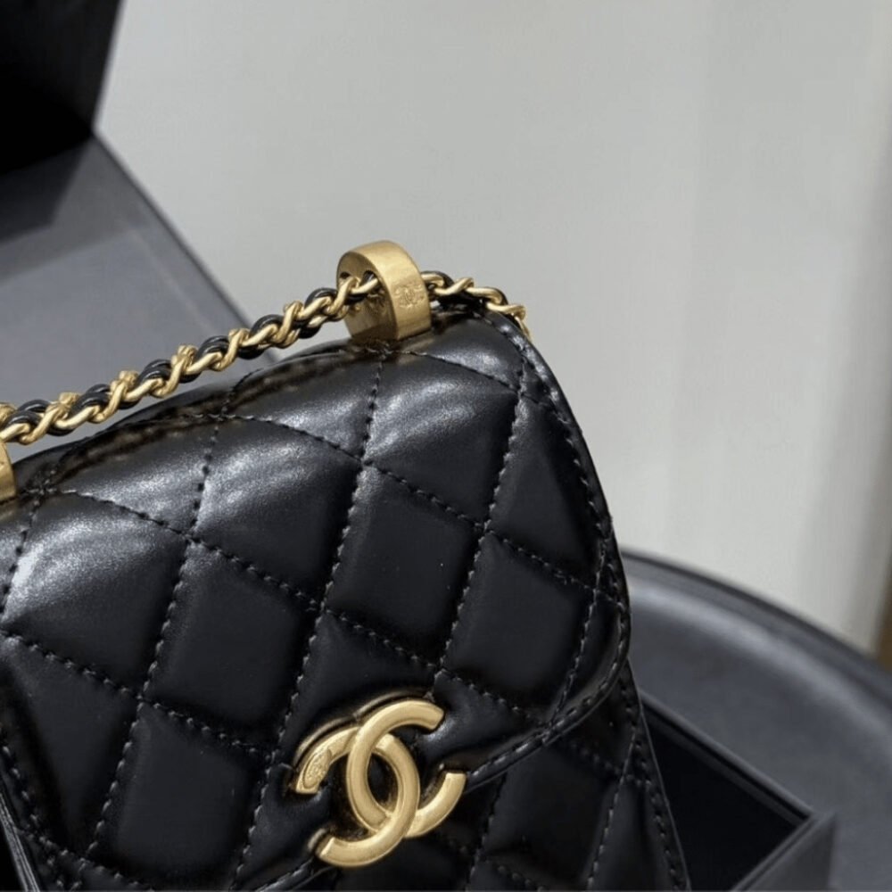Chanel Trendy CC Phone Holder Crossbody Bags Black 17Cm