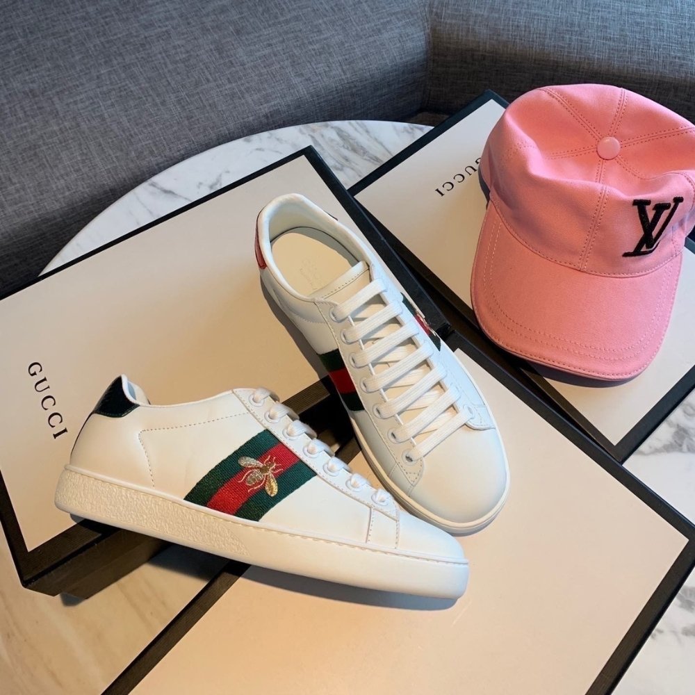 Gucci Ace Sneaker With Bee White