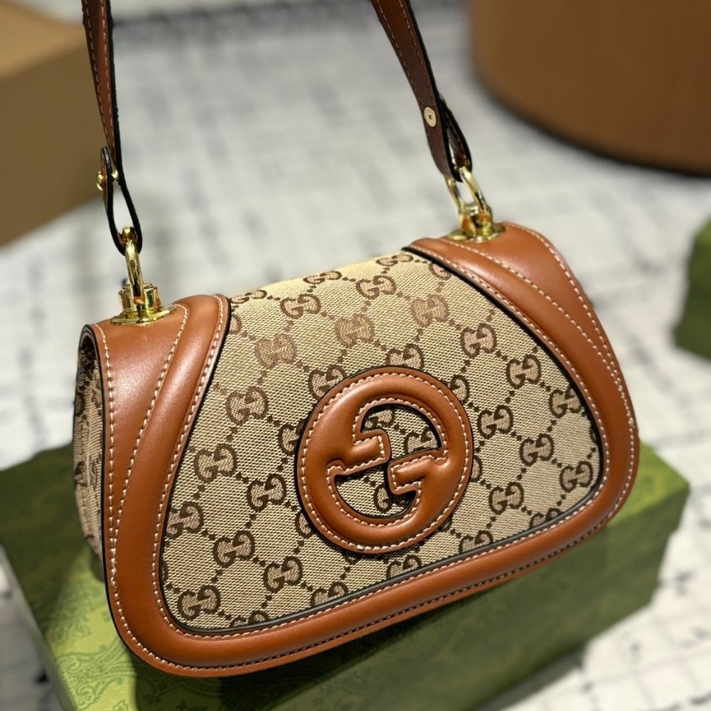 Gucci Blondie Mini Shoulder Bag Beige And Brown 22Cm 815700 HAAKG 9755