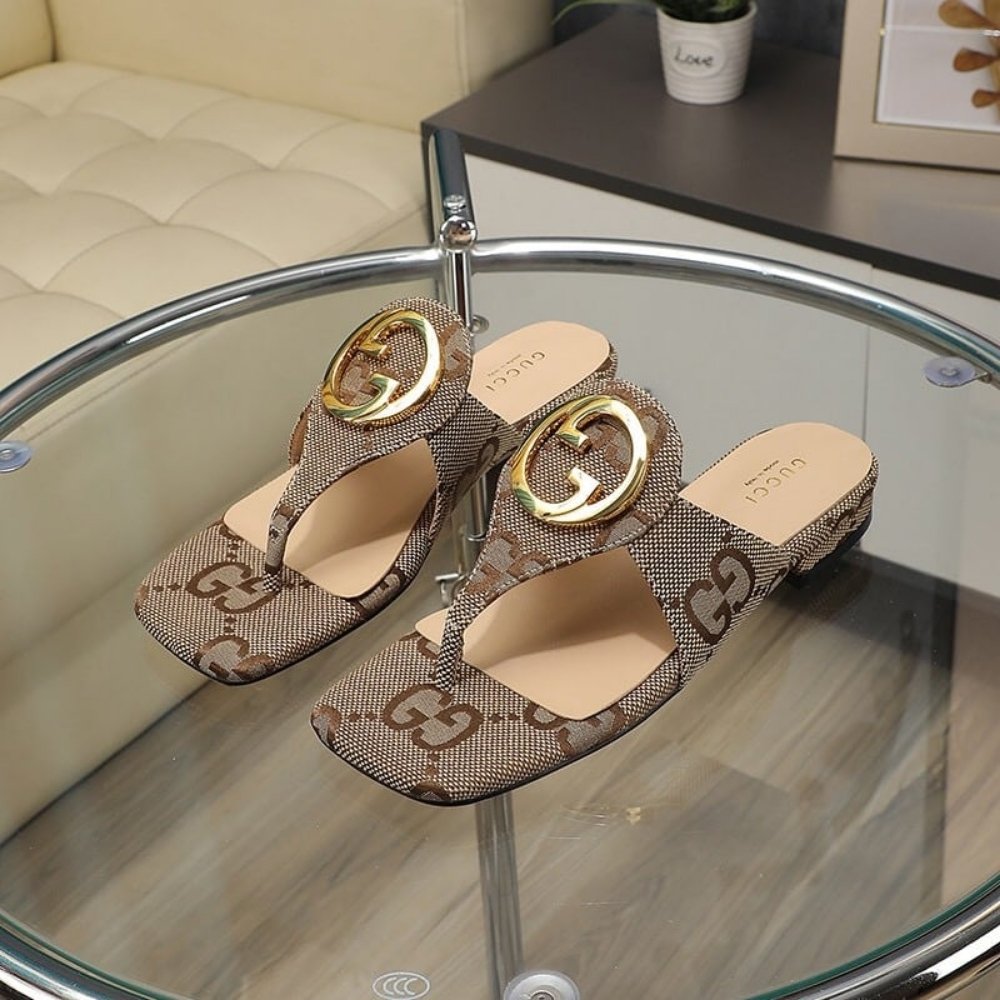 Gucci Blondie Thong Canvas Sandals Ebony Brown