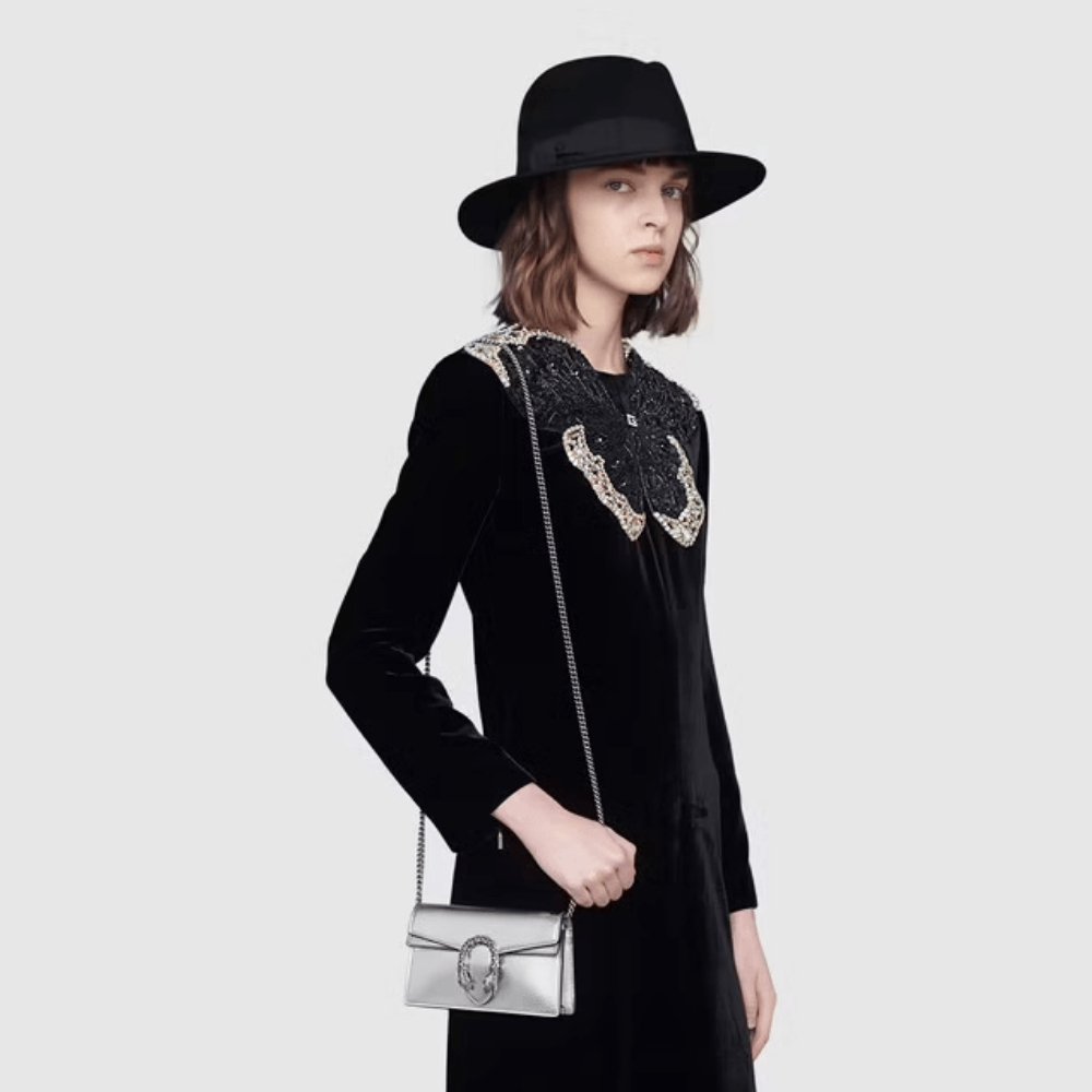 Gucci Dionysus Super Mini Crossbody Bag Silver 16Cm 476432 1TRBN 8173