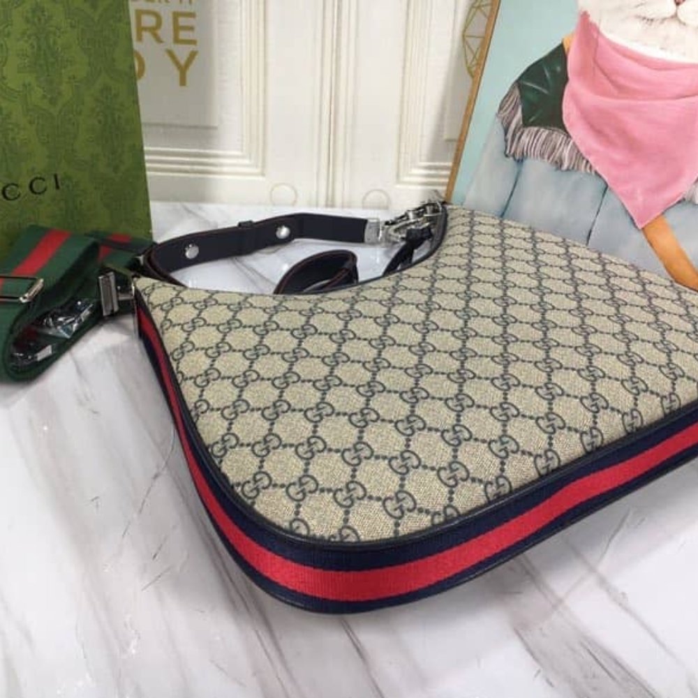 Gucci GG Attache Large Shoulder Bag Beige 35Cm 702823 96GRN 4082
