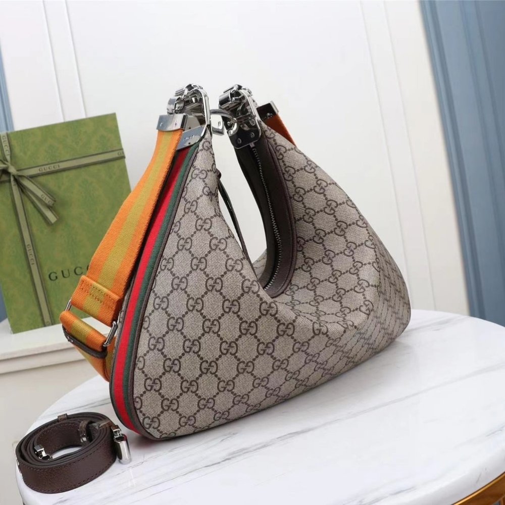 Gucci GG Attache Large Shoulder Bag Beige Ebony 35Cm 702823 96GRN 4091