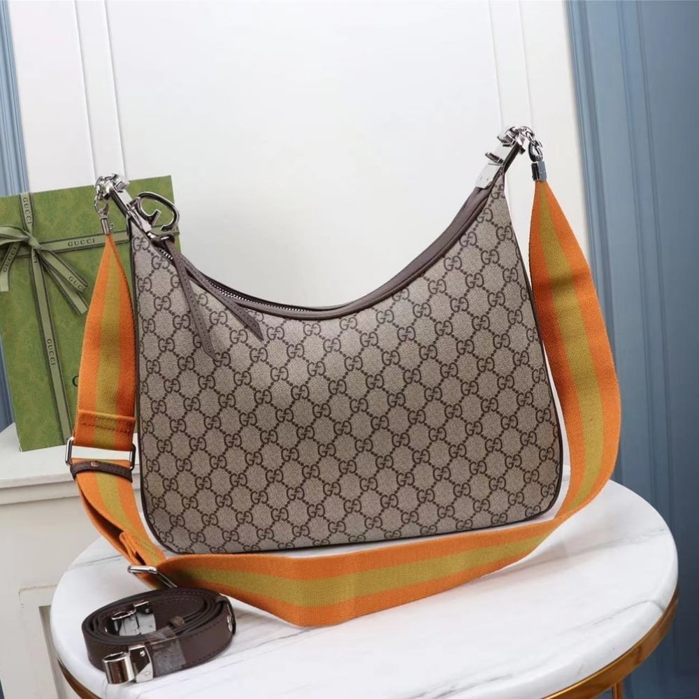 Gucci GG Attache Large Shoulder Bag Beige Ebony 35Cm 702823 96GRN 4091