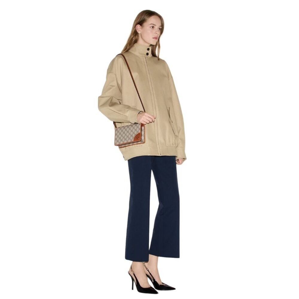Gucci GG Emblem Small Shoulder Bag Beige 20Cm 820688 FAD6L 9758